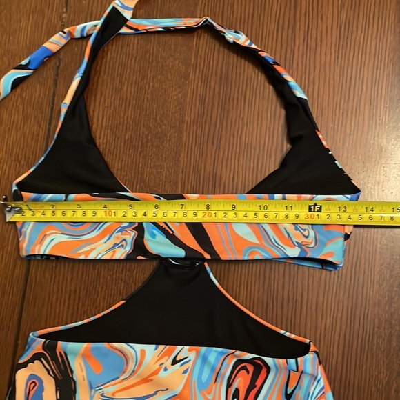 White Fox Boutique Swirl halter tie dress. Black, blue, and orange. Size XSmall. - Picture 9 of 11